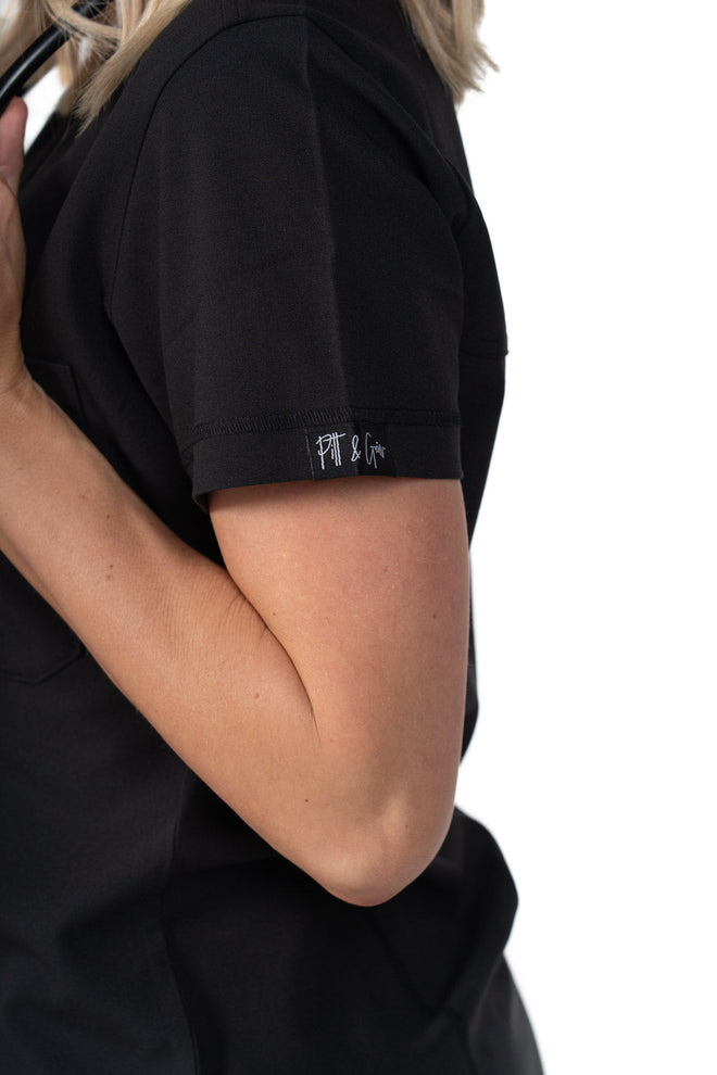 Women's One Pocket Scrub Top V-Neck Black