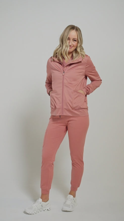 Women's Slim Fit Scrub Jacket Pink